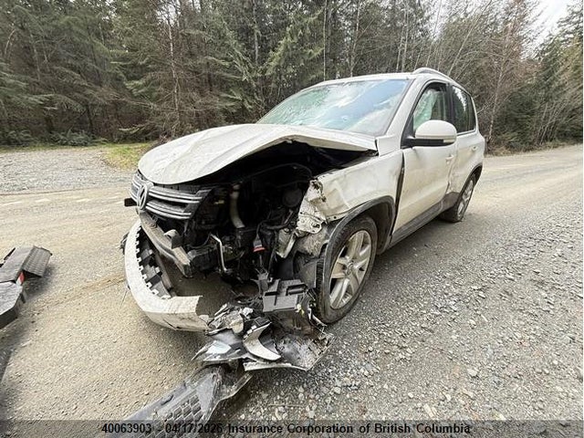 40063903 :رقم المزاد ، WVGJV3AX5DW586325 vin ، 2013 Volkswagen Tiguan S/se/sel مزاد بيع