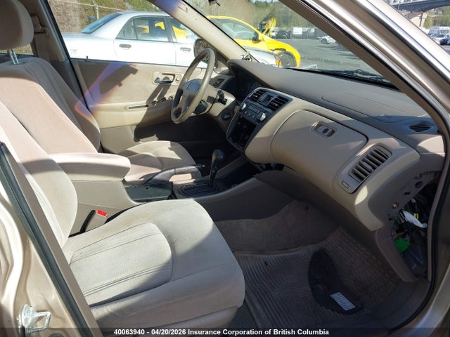 Aukcja sprzedaży 2000 Honda Accord Lx, vin: 1HGCG5643YA805191, numer aukcji: 40063940