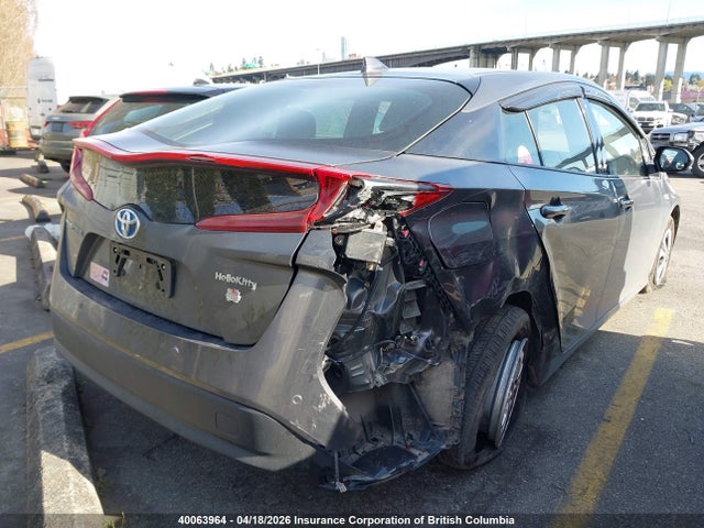JTDKARFP8H3051089 Toyota Prius