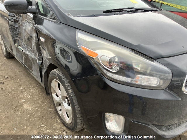 KNAHT8A39F7078873 KIA Rondo