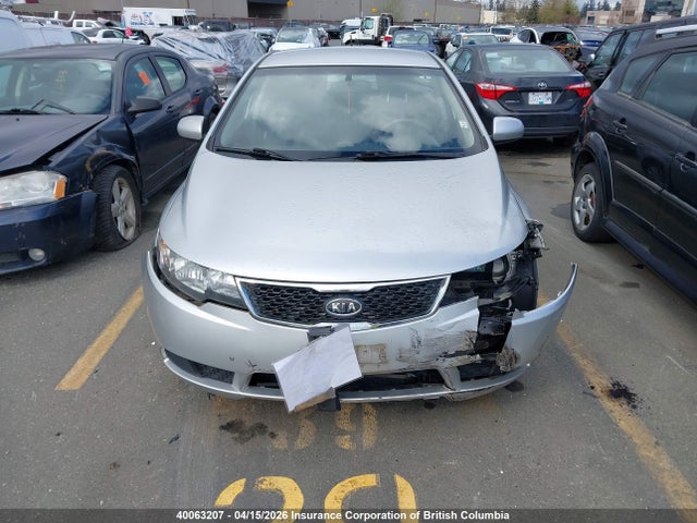 2013 Kia Forte Lx მანქანა იყიდება აუქციონზე, vin: KNAFT4A26D5647274, აუქციონის ნომერი: 40063207