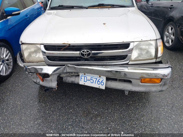 2000 Toyota Tacoma Xtracab მანქანა იყიდება აუქციონზე, vin: 4TAVL52N3YZ591110, აუქციონის ნომერი: 40061525