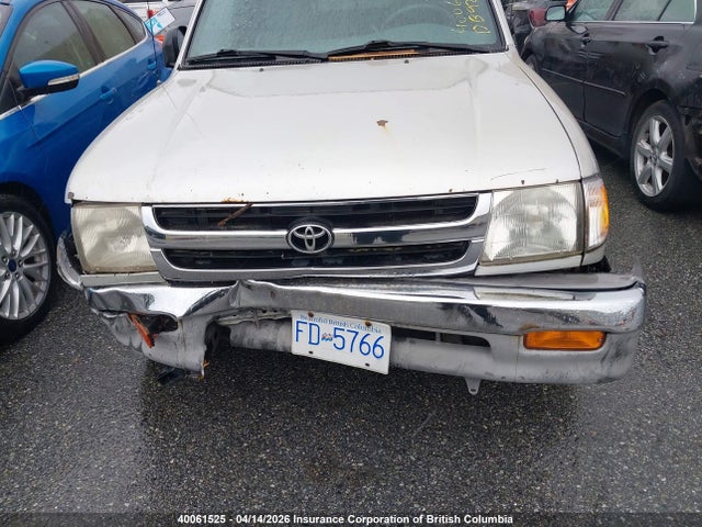 2000 Toyota Tacoma Xtracab მანქანა იყიდება აუქციონზე, vin: 4TAVL52N3YZ591110, აუქციონის ნომერი: 40061525