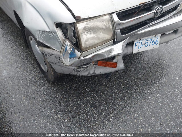 2000 Toyota Tacoma Xtracab მანქანა იყიდება აუქციონზე, vin: 4TAVL52N3YZ591110, აუქციონის ნომერი: 40061525