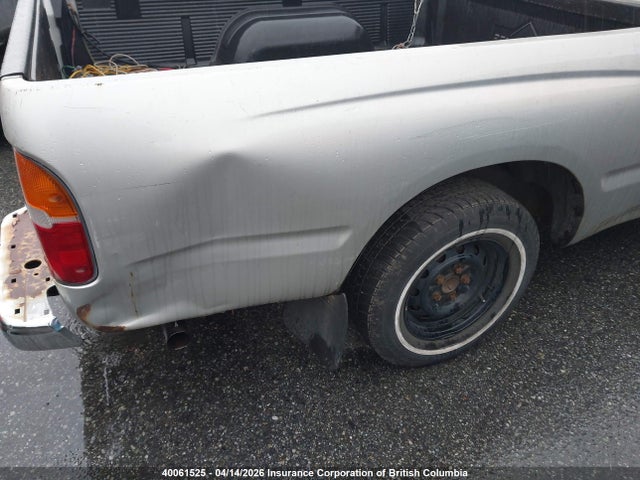 2000 Toyota Tacoma Xtracab მანქანა იყიდება აუქციონზე, vin: 4TAVL52N3YZ591110, აუქციონის ნომერი: 40061525