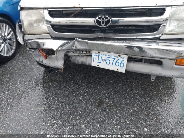 2000 Toyota Tacoma Xtracab მანქანა იყიდება აუქციონზე, vin: 4TAVL52N3YZ591110, აუქციონის ნომერი: 40061525
