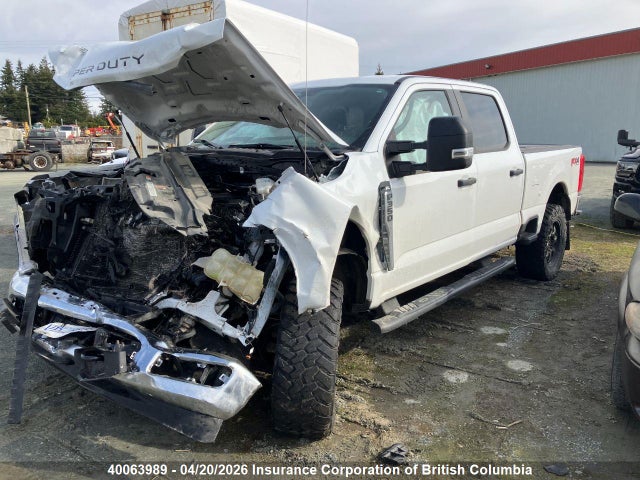 1FT8W3BA9PEC17942 Ford F350