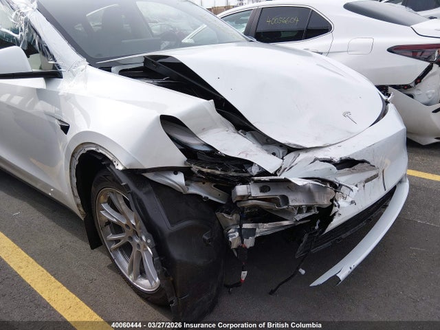 Продажа на аукционе авто 2023 Tesla Model Y, vin: LRWYGDFD5PC162115, номер лота: 40060444