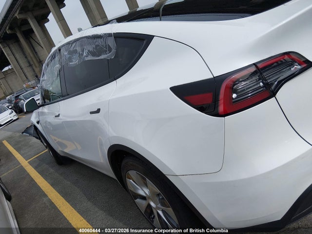 Продажа на аукционе авто 2023 Tesla Model Y, vin: LRWYGDFD5PC162115, номер лота: 40060444
