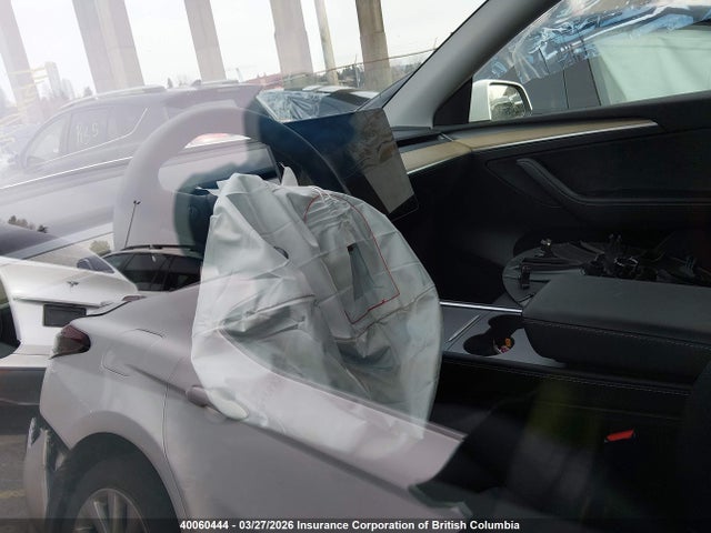 Продажа на аукционе авто 2023 Tesla Model Y, vin: LRWYGDFD5PC162115, номер лота: 40060444