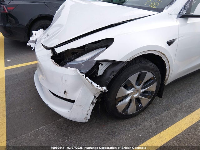 Продажа на аукционе авто 2023 Tesla Model Y, vin: LRWYGDFD5PC162115, номер лота: 40060444