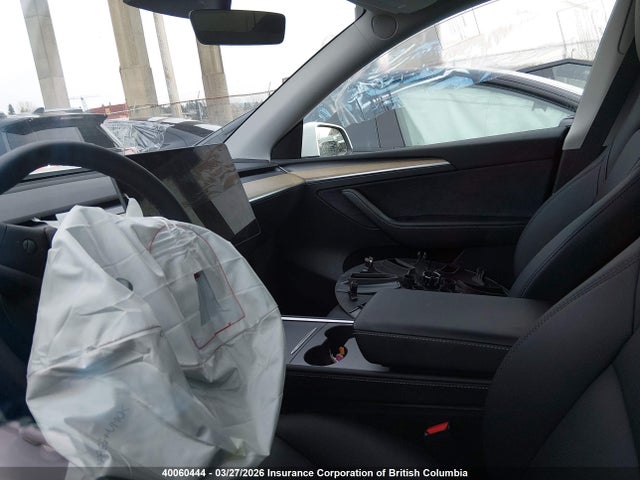 Продажа на аукционе авто 2023 Tesla Model Y, vin: LRWYGDFD5PC162115, номер лота: 40060444
