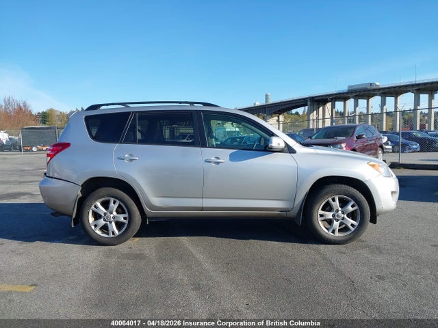 2012 Toyota Rav4 მანქანა იყიდება აუქციონზე, vin: 2T3BF4DV3CW235643, აუქციონის ნომერი: 40064017