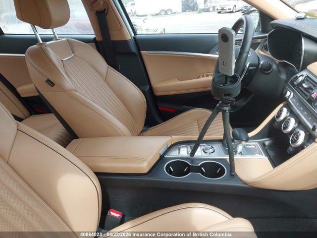 KMTG34TA3NU103853 Genesis G70