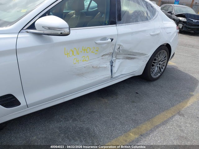 KMTG34TA3NU103853 Genesis G70