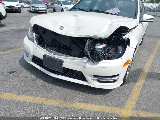 Aukcja sprzedaży 2014 Mercedes-benz C 300 4matic, vin: WDDGF8ABXEG161374, numer aukcji: 40064075