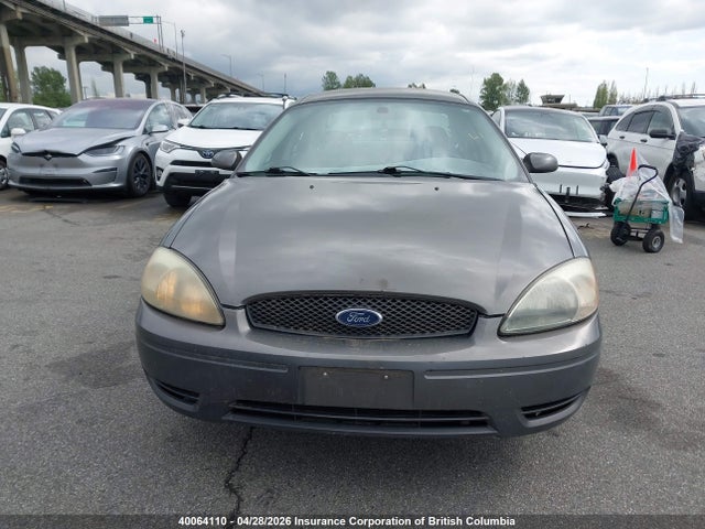 40064110 :رقم المزاد ، 1FAHP53U24G140063 vin ، 2004 Ford Taurus Se مزاد بيع