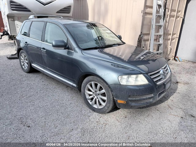 40064126 :رقم المزاد ، WVGMM77L75D068452 vin ، 2005 Volkswagen Touareg V8 مزاد بيع