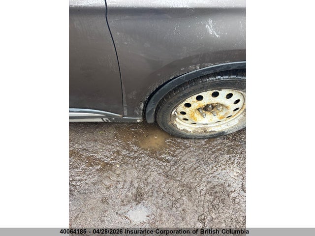 JA4AZ2A3XJZ606623 Mitsubishi Outlander Es
