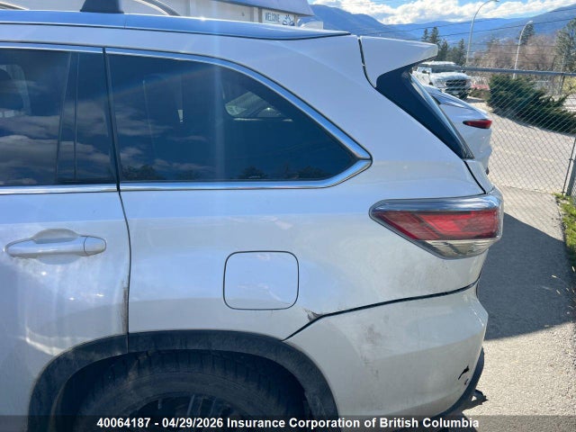 40064187 :رقم المزاد ، 5TDDKRFH2GS320411 vin ، 2016 Toyota Highlander Limited مزاد بيع