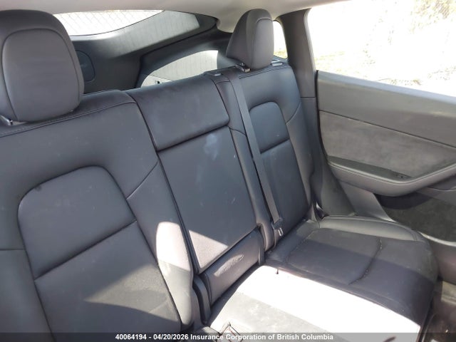 2024 Tesla Model Y მანქანა იყიდება აუქციონზე, vin: 7SAYGAEE8RF061655, აუქციონის ნომერი: 40064194