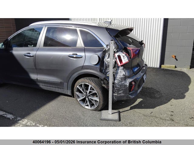 2020 Kia Niro მანქანა იყიდება აუქციონზე, vin: KNDCE3LC3L5424639, აუქციონის ნომერი: 40064196