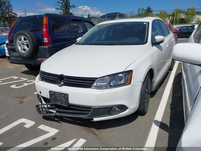 3VWDL7AJ2EM357805 Volkswagen Jetta