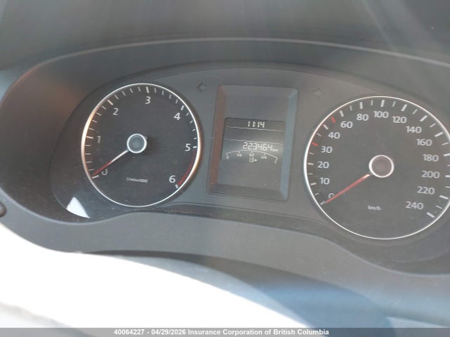3VWDL7AJ2EM357805 Volkswagen Jetta
