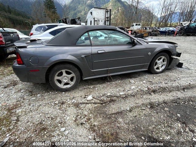 40064231 :رقم المزاد ، 1FAFP44644F207253 vin ، 2004 Ford Mustang مزاد بيع