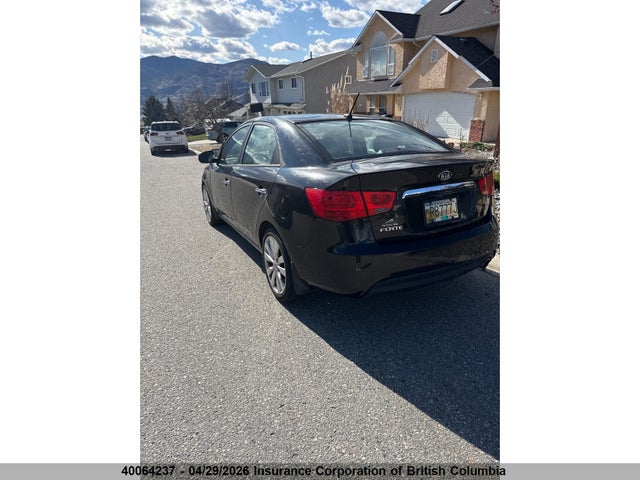 2011 Kia Forte მანქანა იყიდება აუქციონზე, vin: KNAFW4A38B5444688, აუქციონის ნომერი: 40064237