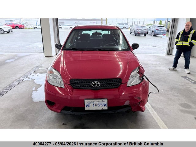 40064277 :رقم المزاد ، 2T1KR32E75C857759 vin ، 2005 Toyota Corolla Matrix Xr مزاد بيع