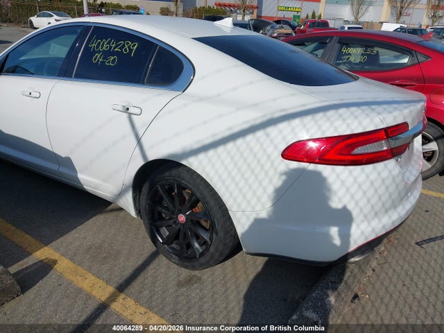 Продаж на аукціоні авто 2015 Jaguar Xf, vin: SAJXA0FS6FPU76565, номер лоту: 40064289