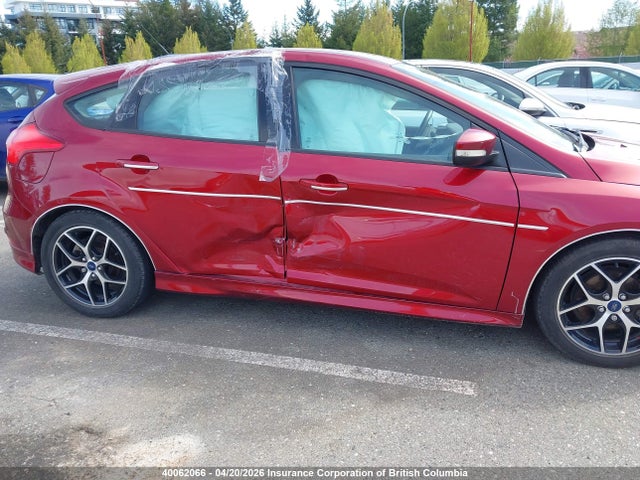 40062066 :رقم المزاد ، 1FADP3K20FL371525 vin ، 2015 Ford Focus Se مزاد بيع