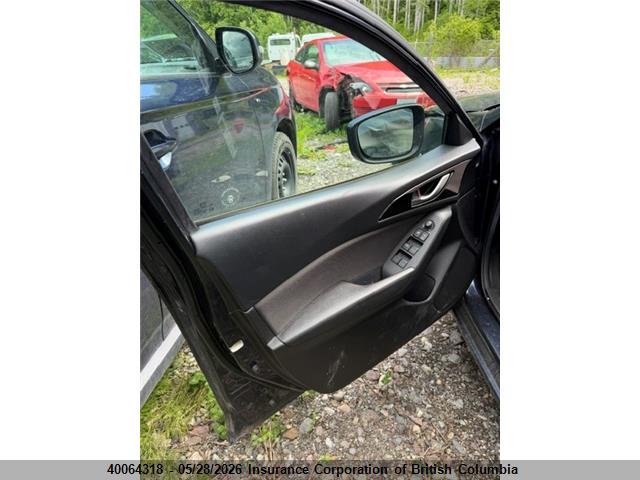40064318 :رقم المزاد ، 3MZBM1K73GM292020 vin ، 2016 Mazda 3 Sport مزاد بيع