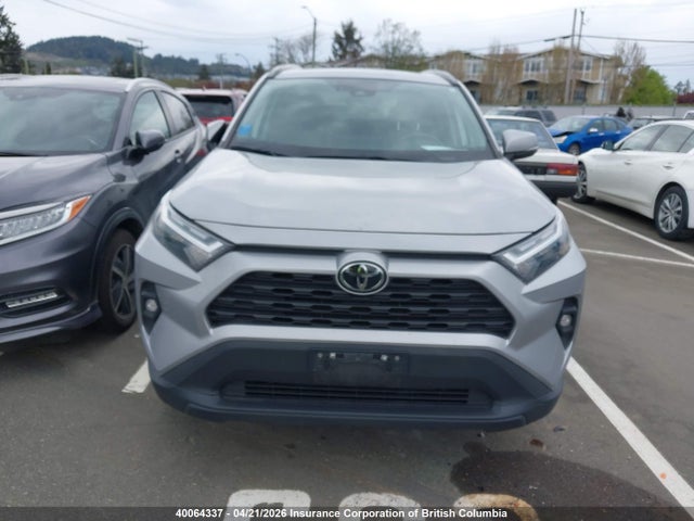 2022 Toyota Rav4 მანქანა იყიდება აუქციონზე, vin: 2T3R1RFV8NC257519, აუქციონის ნომერი: 40064337