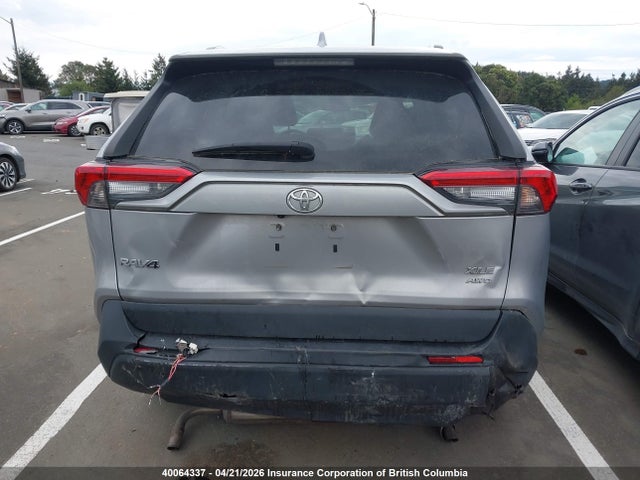 2022 Toyota Rav4 მანქანა იყიდება აუქციონზე, vin: 2T3R1RFV8NC257519, აუქციონის ნომერი: 40064337