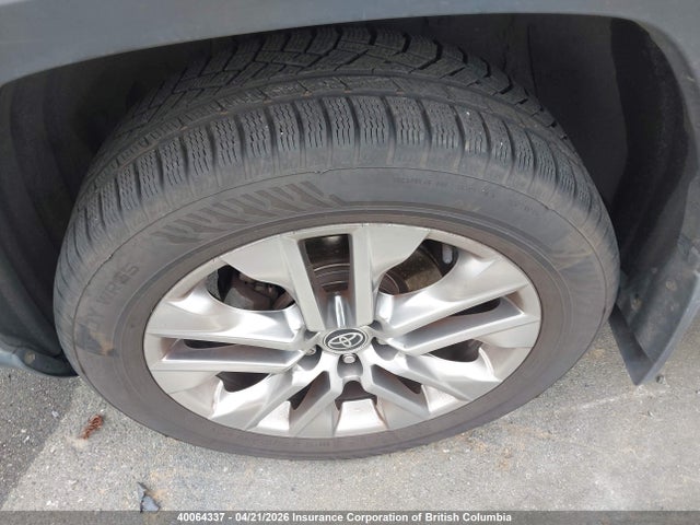 2022 Toyota Rav4 მანქანა იყიდება აუქციონზე, vin: 2T3R1RFV8NC257519, აუქციონის ნომერი: 40064337
