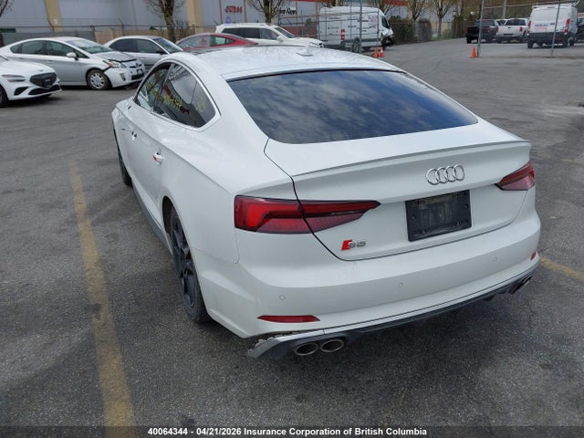 40064344 :رقم المزاد ، WAUC4CF56KA003260 vin ، 2019 Audi S5 مزاد بيع