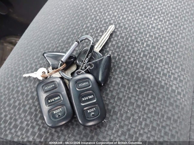 2004 Toyota Corolla Matrix Xr მანქანა იყიდება აუქციონზე, vin: 2T1KR32E34C803888, აუქციონის ნომერი: 40064345