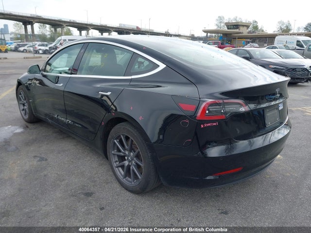 Продажа на аукционе авто 2019 Tesla Model 3, vin: 5YJ3E1EA4KF420032, номер лота: 40064357
