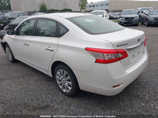 Продажа на аукционе авто 2015 Nissan Sentra S/sv/sr/sl, vin: 3N1AB7AP8FL669554, номер лота: 40064449