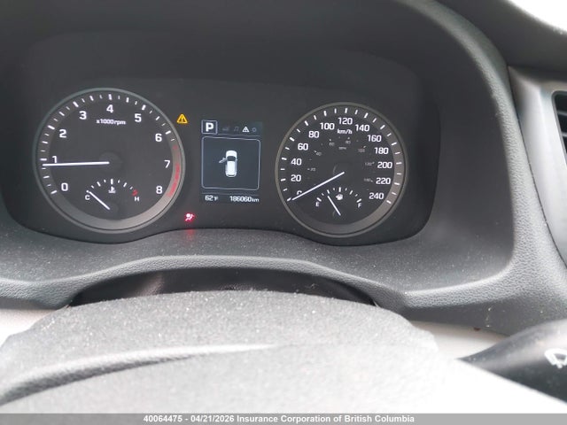 KM8J23A46HU484726 Hyundai TUCSON SE