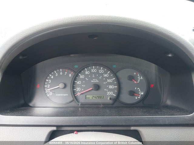 40064485 :رقم المزاد ، KNADC165636165633 vin ، 2003 Kia Rio مزاد بيع