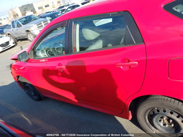 40063706 :رقم المزاد ، 2T1KU4EE5CC782153 vin ، 2012 Toyota Corolla Matrix مزاد بيع