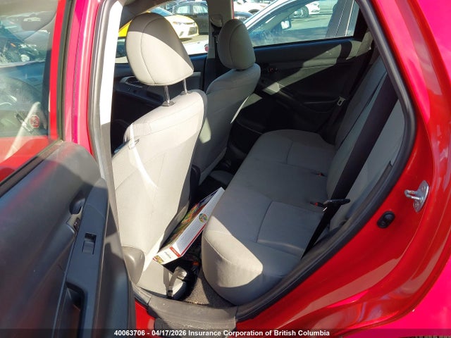 40063706 :رقم المزاد ، 2T1KU4EE5CC782153 vin ، 2012 Toyota Corolla Matrix مزاد بيع