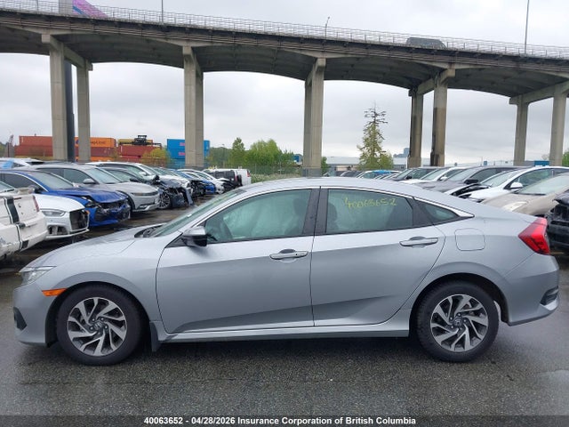 Aukcja sprzedaży 2018 Honda Civic Ex, vin: 2HGFC2F88JH028878, numer aukcji: 40063652