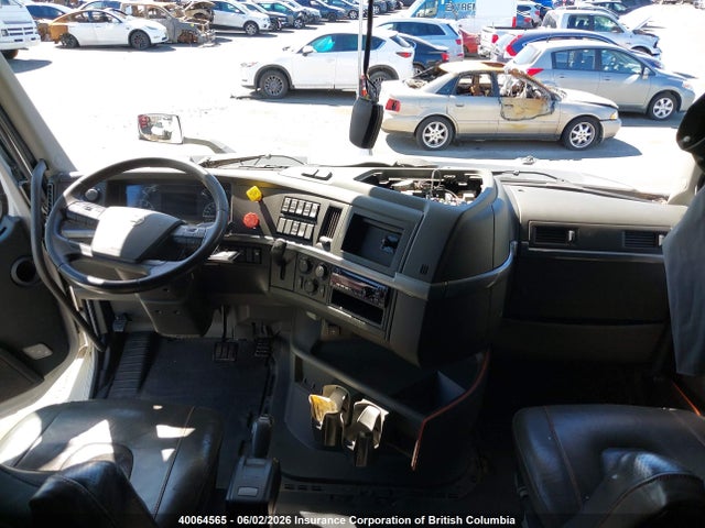 Volvo Vn L 2021 4V4NC9EH6MN271884 Image 8