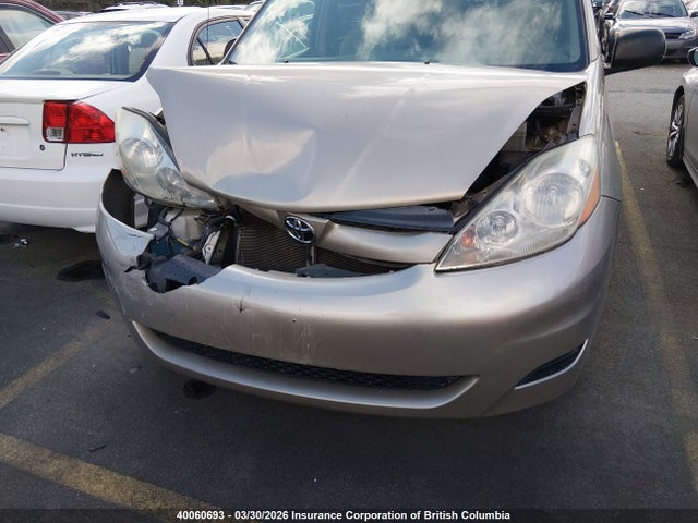 2006 Toyota Sienna Ce მანქანა იყიდება აუქციონზე, vin: 5TDZA29C06S421056, აუქციონის ნომერი: 40060693