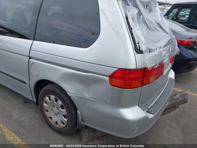40064592 :رقم المزاد ، 2HKRL18541H011110 vin ، 2001 Honda Odyssey Lx مزاد بيع