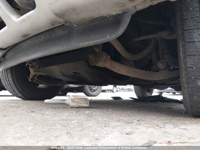 40064265 :رقم المزاد ، 1J8GL58K02W350469 vin ، 2002 Jeep Liberty Limited مزاد بيع